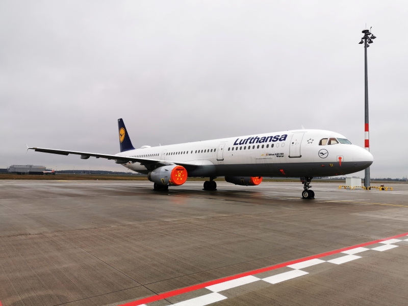 Lufthansa может отменить половину всех рейсов.