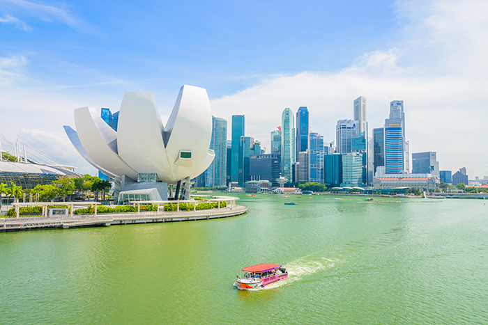 Сингапур упростил правила въезда в страну